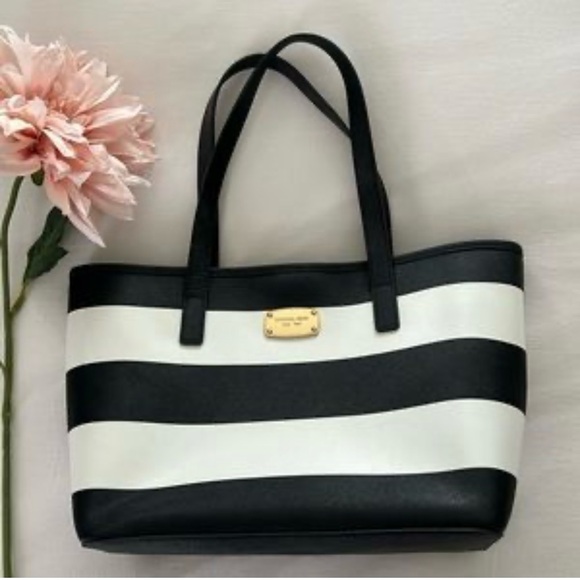 Handbags - Authentic MK Black and White Tote Bag EUC